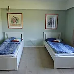 Rural Charm & Modern Comfort Villa Naempnaes